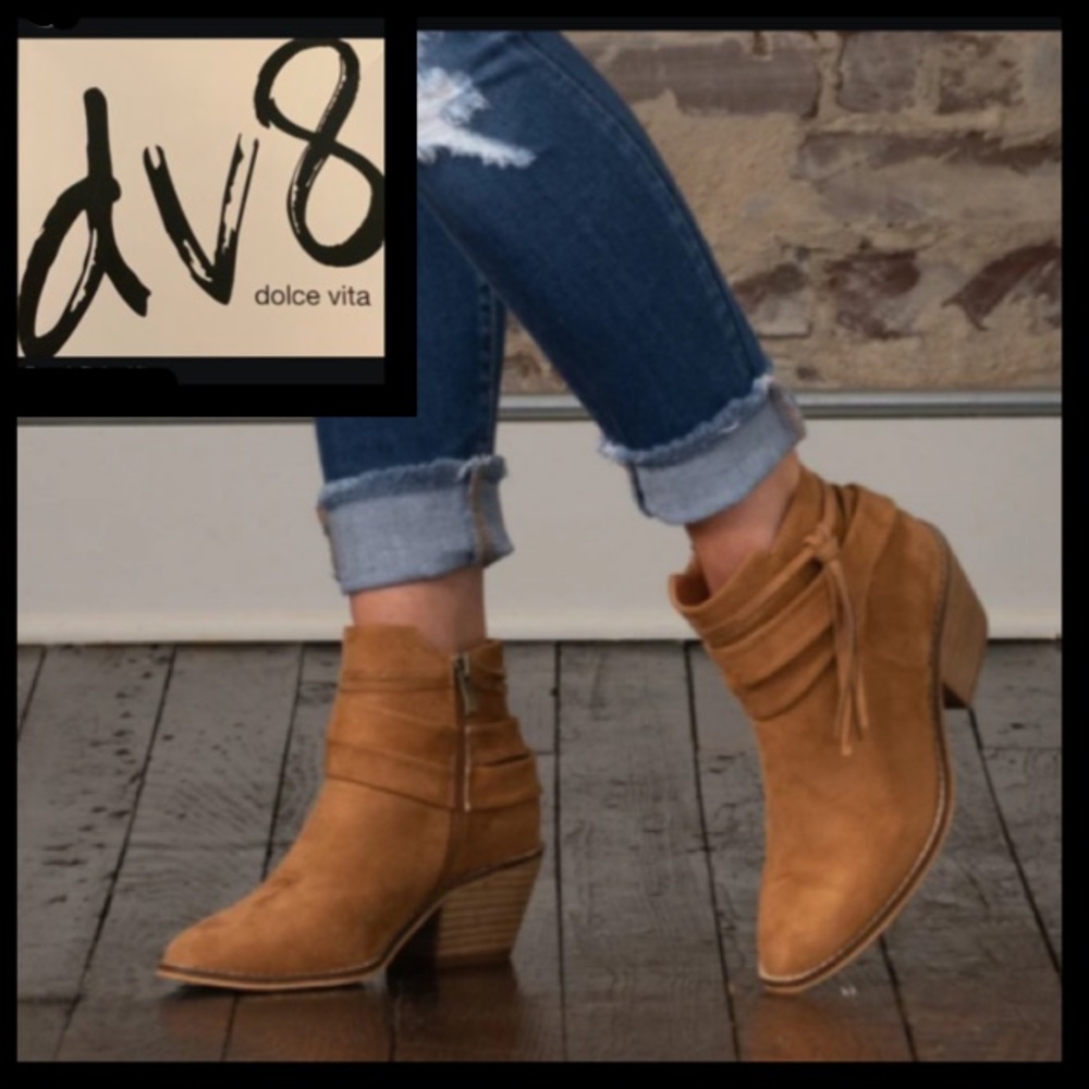 LIKE NEW!  Dolce Vita DV8 Jennie Tassel Heeled Bootie (8.5)
